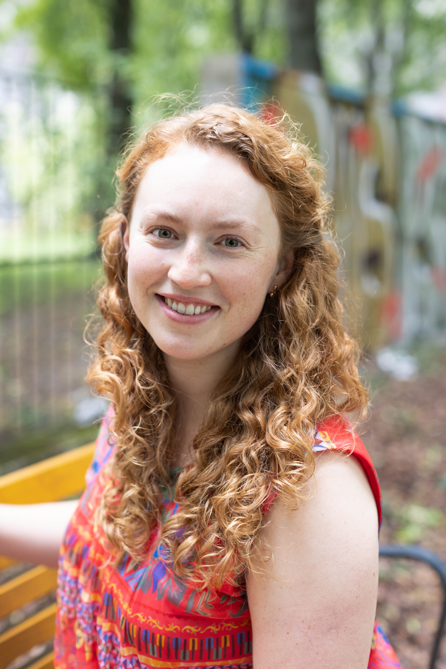 Magda-wiosna-1-zdjęcie-kolory-portret-fotografia-kobieca-Warszawa-sesja-zdjęciowa